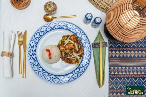 25 - PAAT PRI KUNG