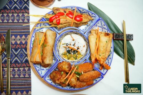 100 - ASSORTIMENT THAÏ (À PARTAGER 2 PERSONNES)